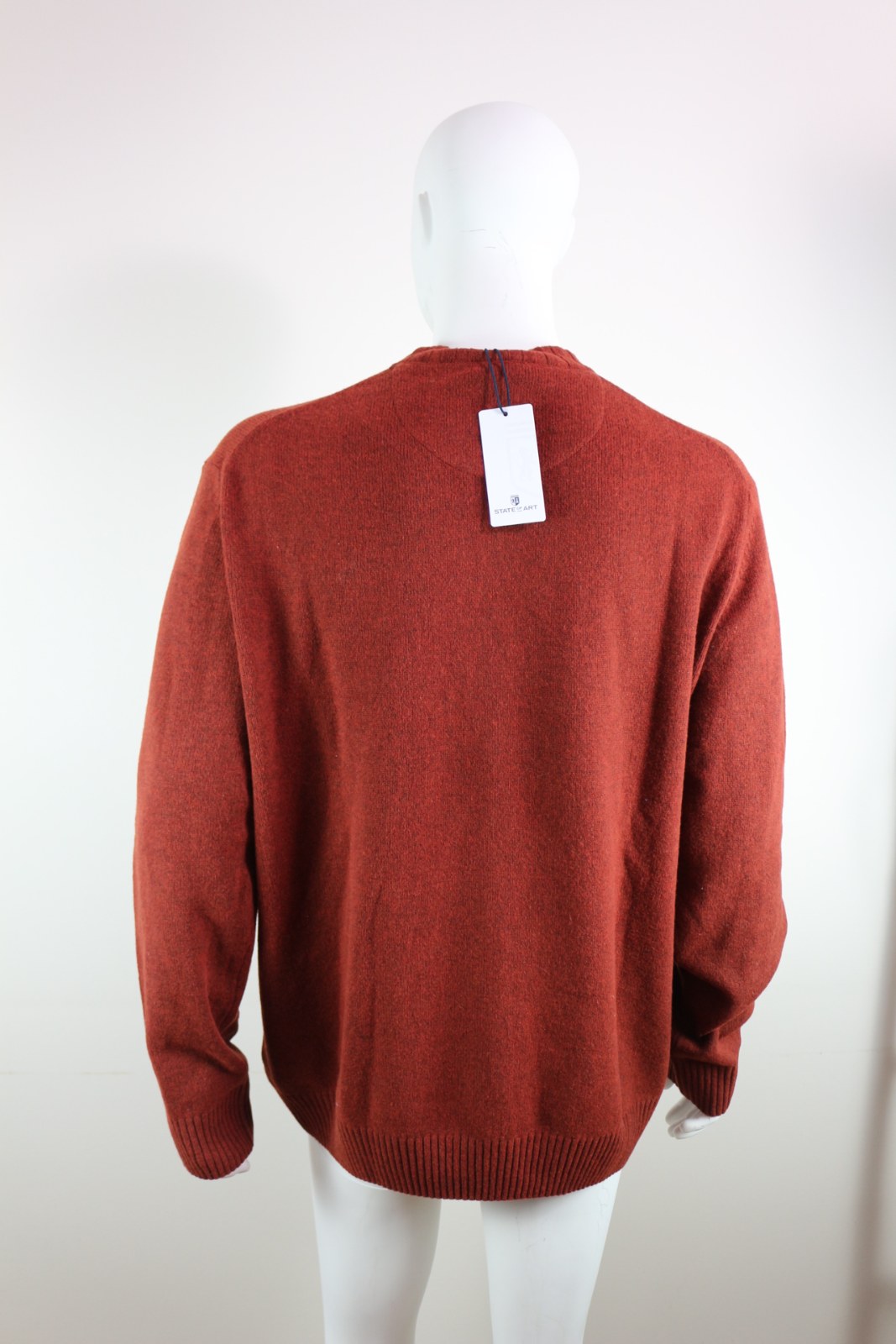 Vue de profil du pull State of Art rouille – Frippin'Dealz