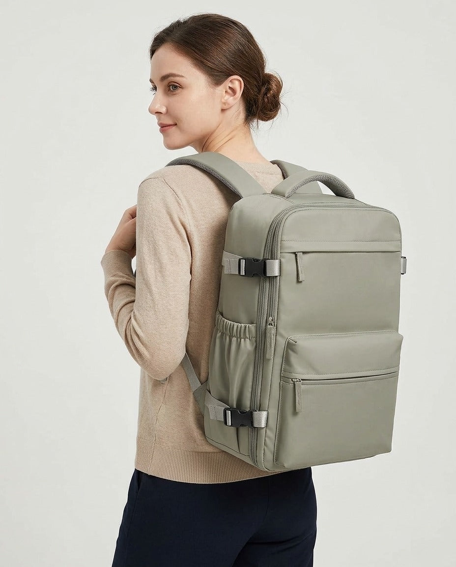 Sac à dos cabine compression sous vide avec pompe 6 couleurs porté – photo générée par IA