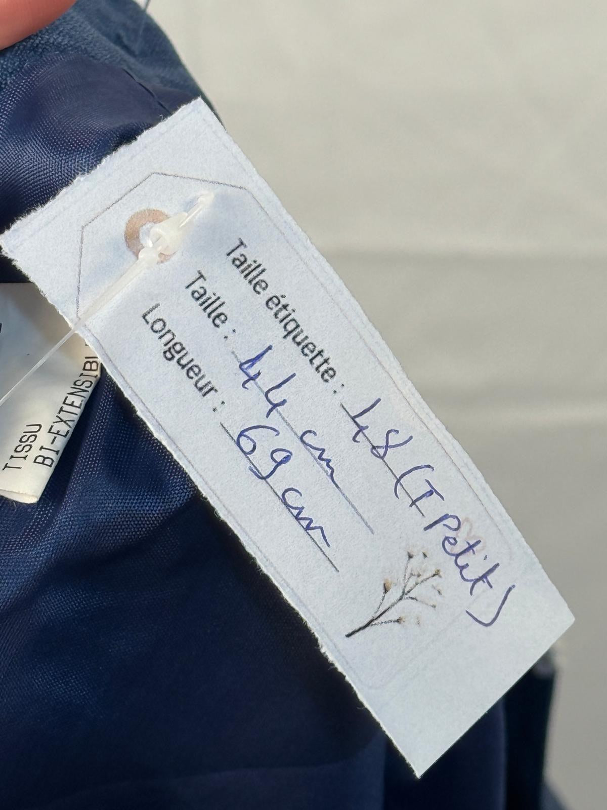 Étiquette de mesures de la jupe du tailleur Paul Matis, taille 48 – Frippin'Dealz