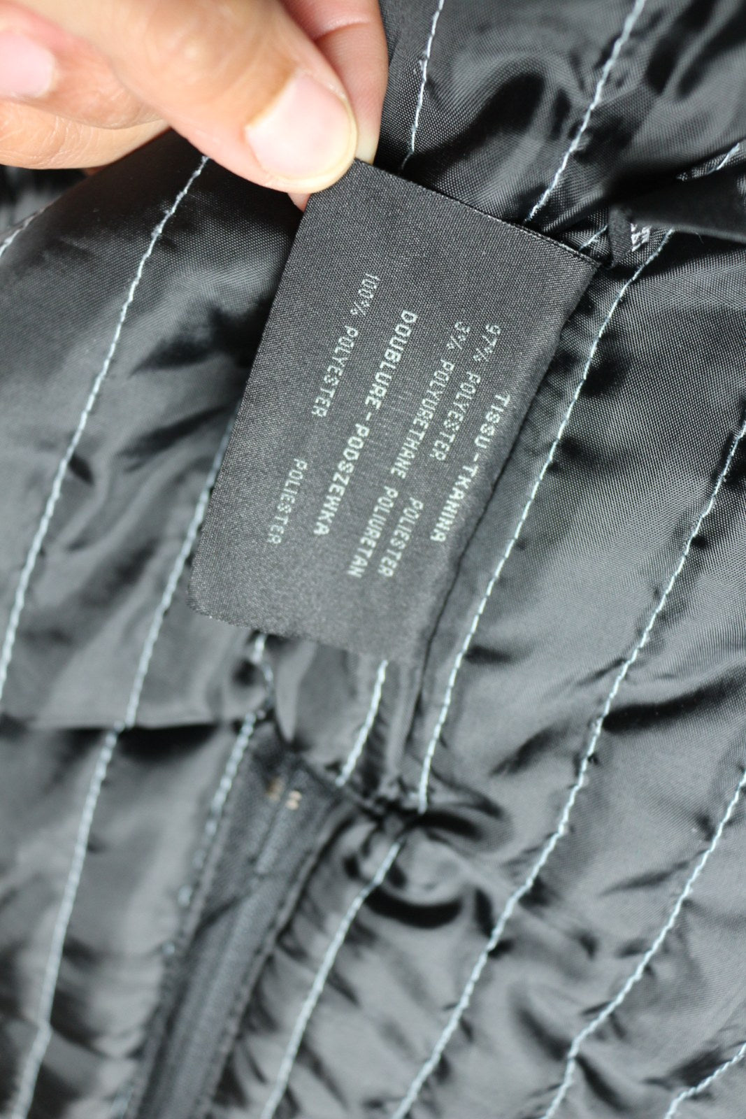 Étiquette de composition de la veste Brice noire – Frippin'Dealz