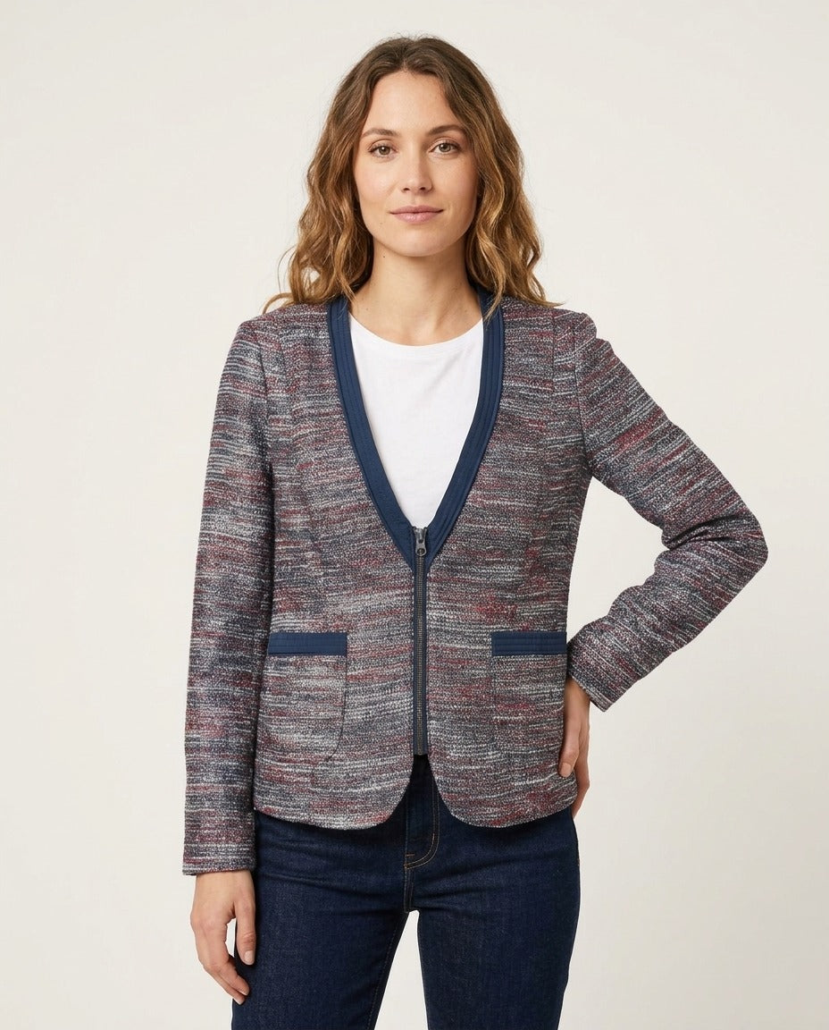 edc Veste tweed zippée col V marine rouge argenté XXL porté – photo générée par IA