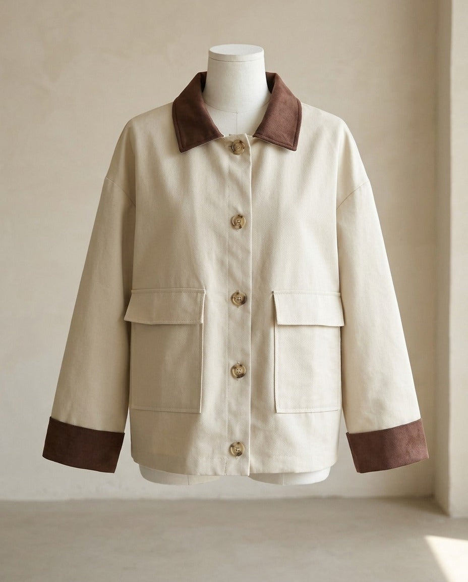 Veste workwear beige col contrasté – photo 1 – Frippin'Dealz – photo retouchée par IA